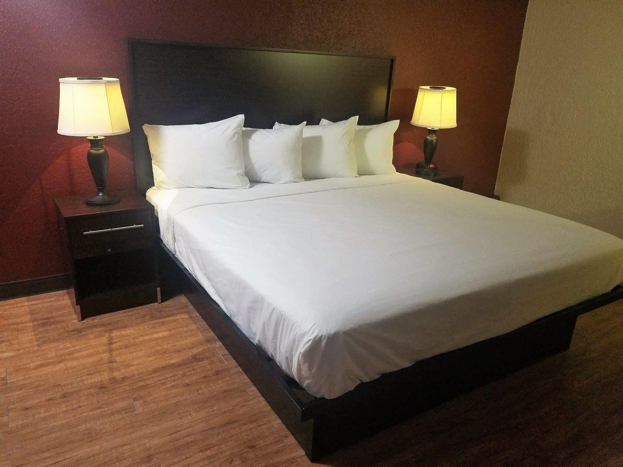 Motel 6 San Antonio Tx I 35 North Corridor Dış mekan fotoğraf